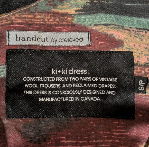 "handcut by preloved" Kiki dress made from vintage Wool & Materials - Picture 4 of 5